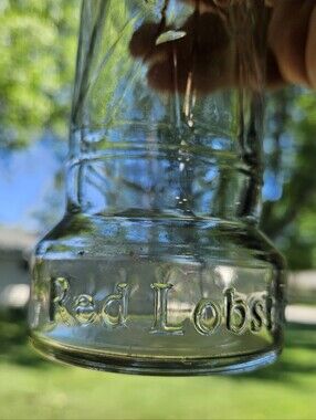 Red Lobster Vintage Collectible Lighthouse Clear Drink Glass 7.5"